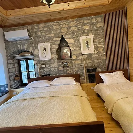 Old Town Guri Guest house 4*
