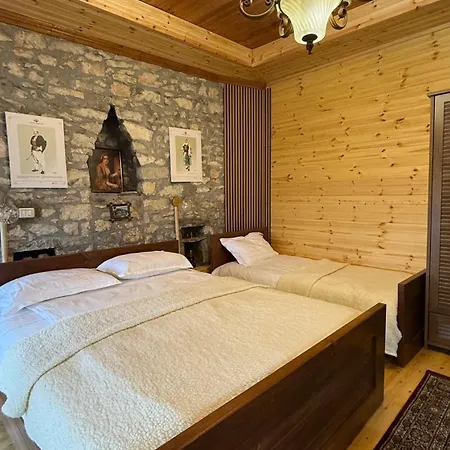 Guest house Old Town Guri 4*