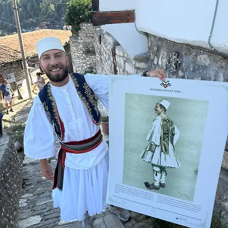 Gasthof Old Town Guri Berat