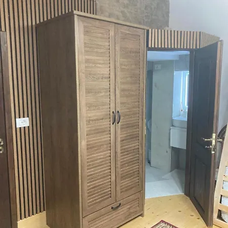 Old Town Guri Guest house