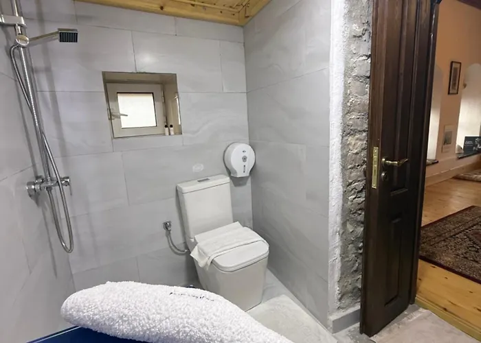 Pensión Old Town Guri 3*