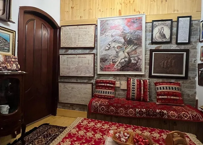 Old Town Guri 3* Berat