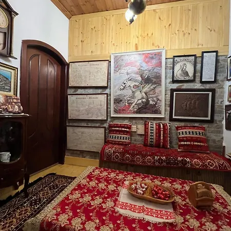 Old Town Guri * Berat